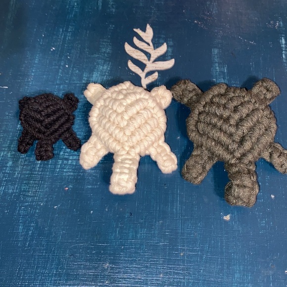 Custom Hand Crafted Macrame Turtle Family Art Accents Coffee Table Decor - Picture 5 of 14